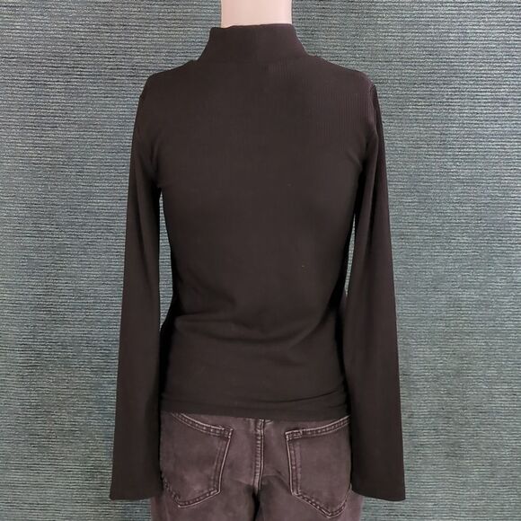 Banana Republic Ribbed Black Mock Neck Sweater - Picture 5 of 10